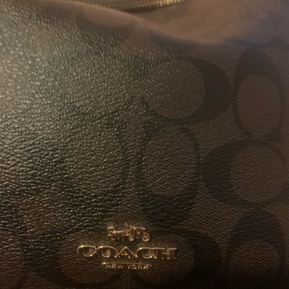 Authentic Coach - Picture 3 of 6